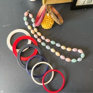 •Costume jewelry lot•